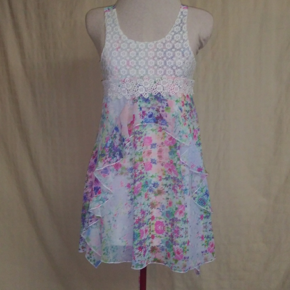 Truly Me by SaraSara Top size 10